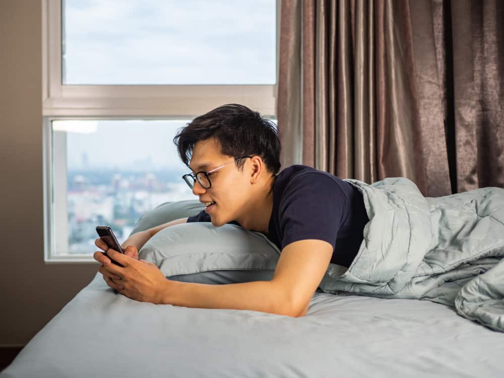 78 Good Morning Messages for Him: Flirty Texts Your Man will LOVE